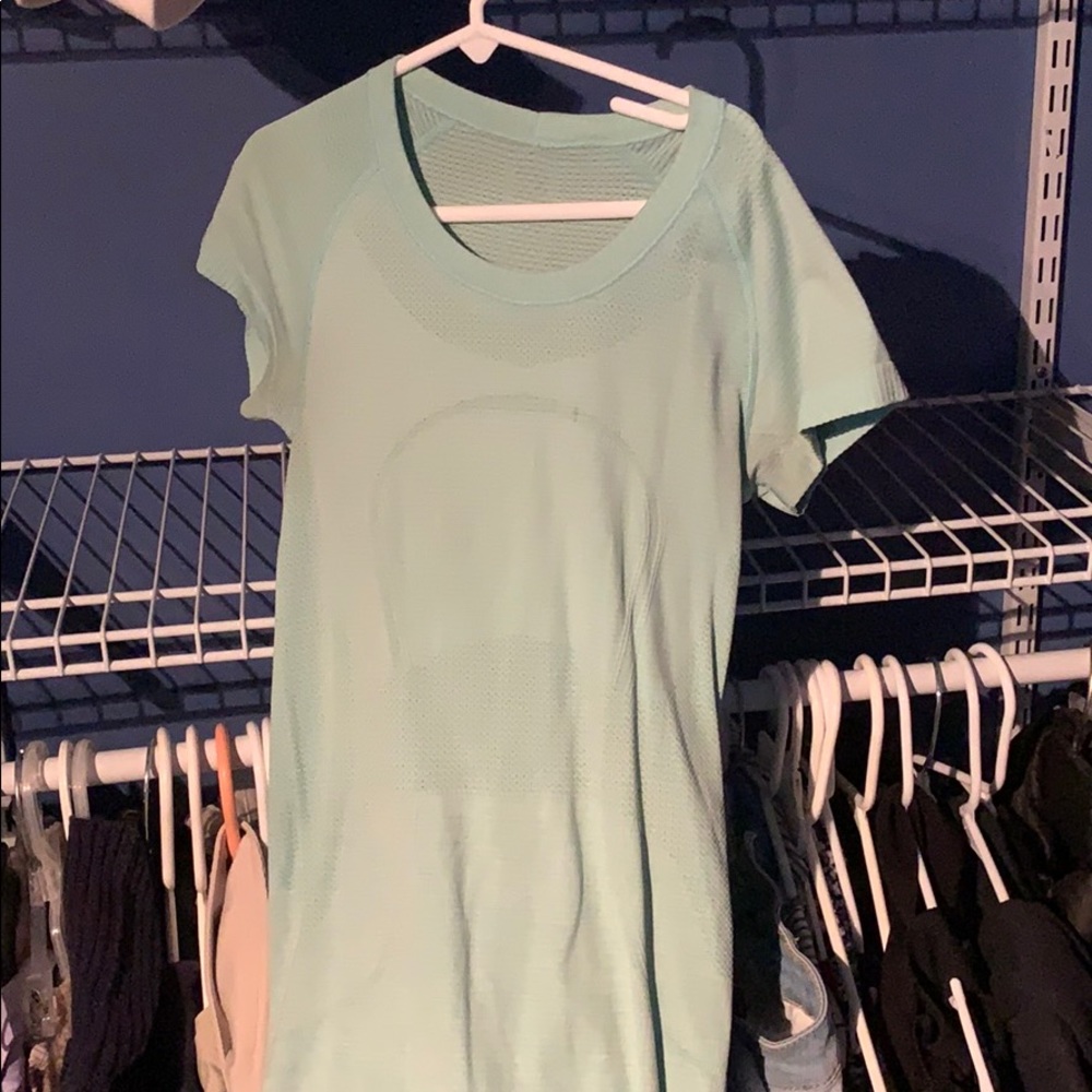 Lululemon shirt